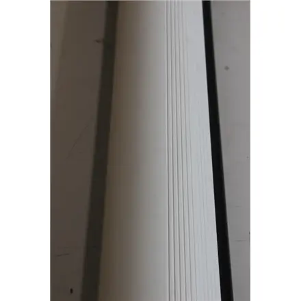 SALE OUT. Elite Screens Saker Series – 3