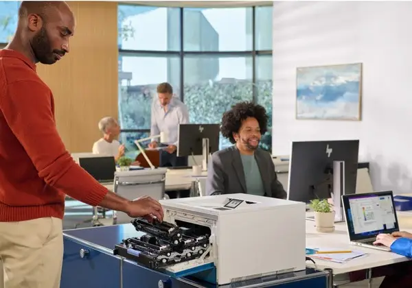 CLJ Enterprise 4701dw Print 67P99A – 8