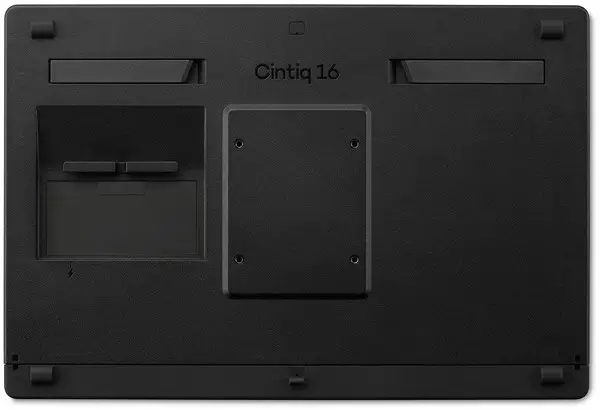 Wacom graphics tablet Cintiq 16 (2025) – 4