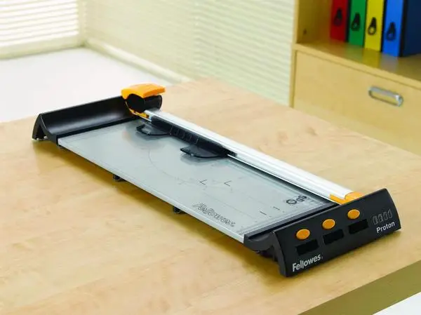 FELLOWES Proton A3 Rotary Trimmer – 2