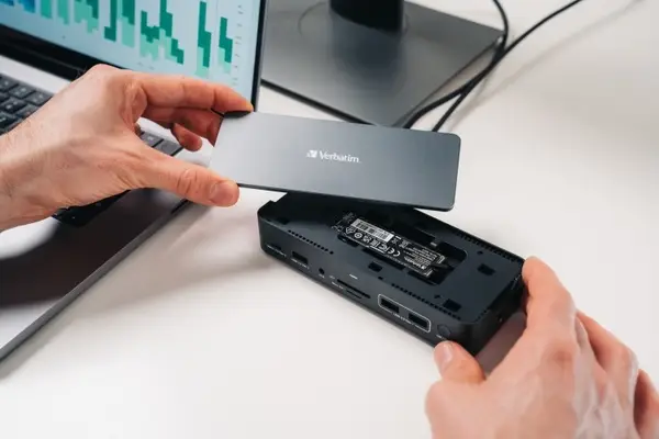 Verbatim 32174 CDS-15SSD USB-C Pro Jungčių stotelė 15 Ports, 256GB SSD, Pilka/Juoda – 8
