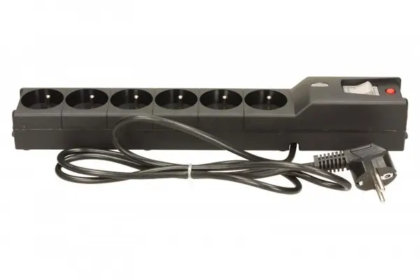 Surge protector LX610 1,5M BLACK – 8