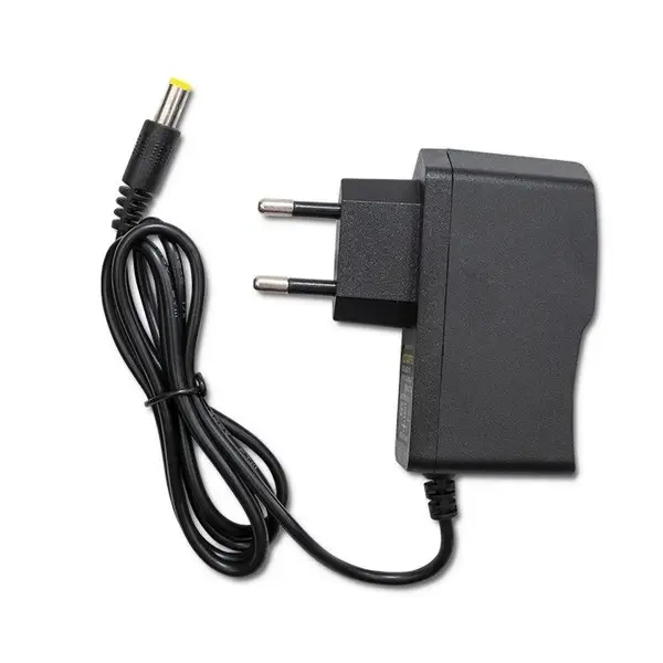 Qoltec 51798 Aktyvus HDMI skirstytuvas 4 x HDMI 4K x 2K – 2