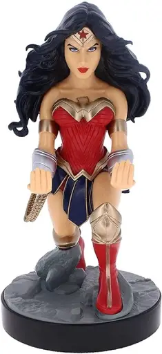 Wonder Woman Cable Guy stovas
