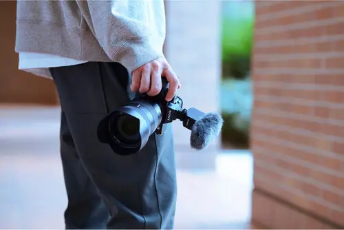 Sony Compact Camera-Mount Digital Shotgun Microphone