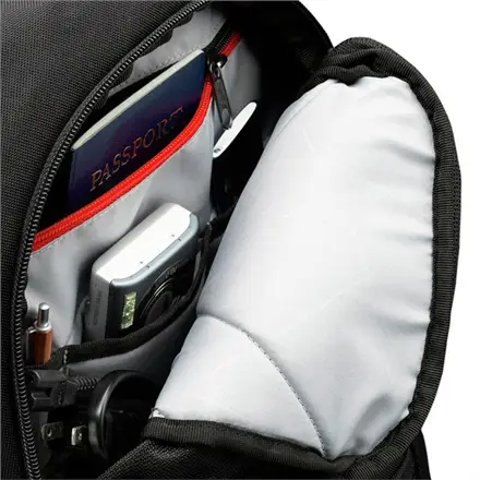 Case Logic DLBP116K Fits up to size 16 " – 2