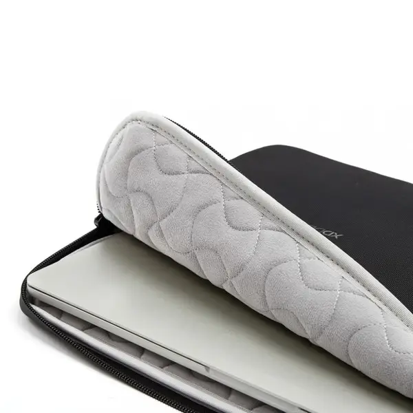XD DESIGN Nešiojamojo kompiuterio dangtelis LAPTOP SLEEVE 14 BLACK P/N: P706.201 – 9