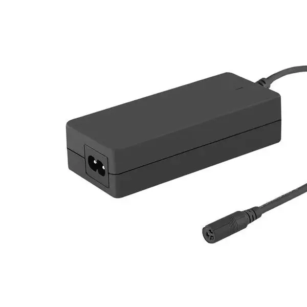 QOLTEC 50011 Universal power adapter 65W 8 plugins +power cable – 4