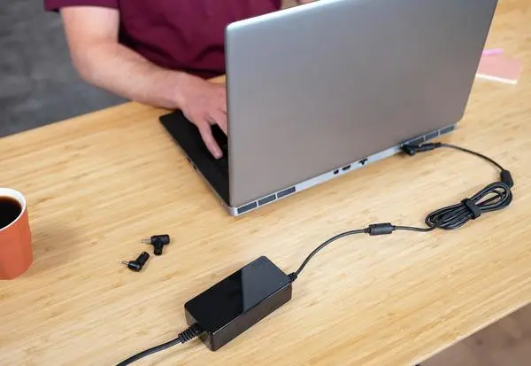 Trust Primo 90W-19V Universal 90W laptop charger that works with virtually any laptop – 6
