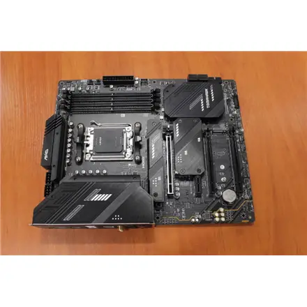 SALE OUT. MSI MAG X670E TOMAHAWK WIFI