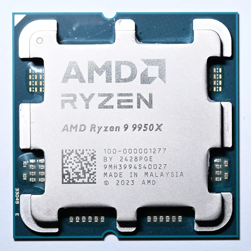 AMD Ryzen 9 PRO 9945 12C/24T 5.4GHz AM5 MPK – 3